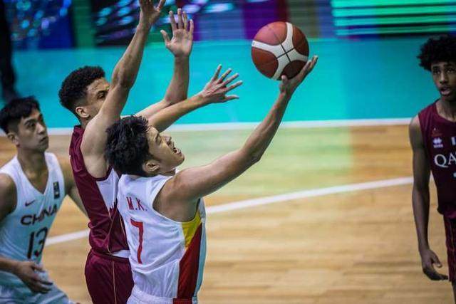 1661362610642007250.jpeg 男篮.jpeg